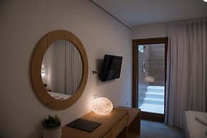 Natura Luxury Boutique Hotel Skopelos