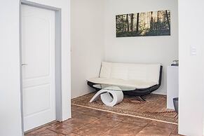 Graceland Conference & Lifestyle Centre