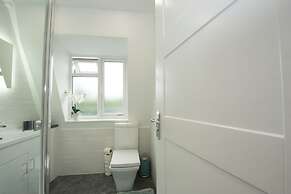 London Deluxe Apartments