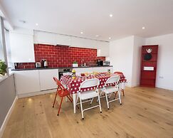 London Deluxe Apartments