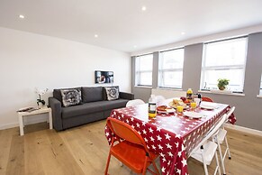 London Deluxe Apartments