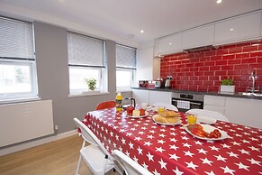 London Deluxe Apartments