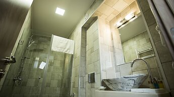 Link Hotel Tbilisi
