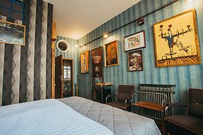 Divná Pani Luxury Gallery Rooms