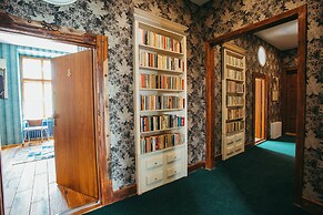 Divná Pani Luxury Gallery Rooms