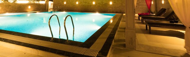 Desert Dream Royal Camp