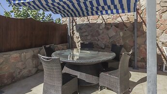 Luxury Suite By The Pool