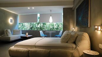 101 Adrianou Luxury Urban Stay