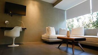 101 Adrianou Luxury Urban Stay