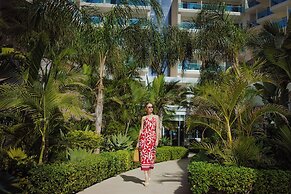 Nissiblu Beach Resort