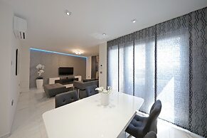 Luxury Majpruz Suites