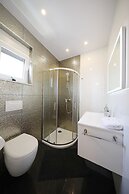 Luxury Majpruz Suites