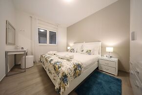 Luxury Majpruz Suites