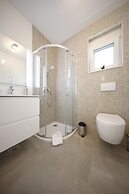 Luxury Majpruz Suites