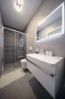 Luxury Majpruz Suites