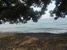 Seaside Travelers Inn by Camiguin Island Home