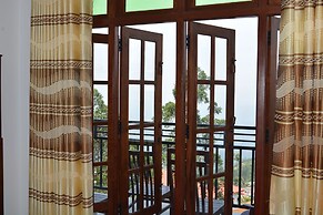 Grand View Guest House & Restaurant
