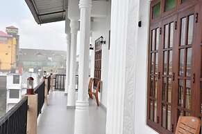 Grand View Guest House & Restaurant