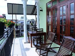 Grand View Guest House & Restaurant