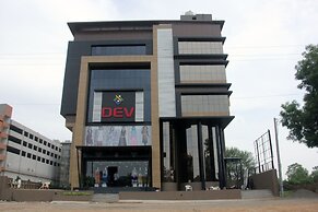Dev Motel & Banquet