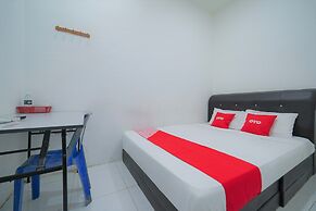 OYO 89820 SP Berlian Inn