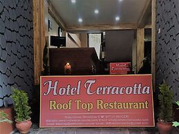 Hotel Terracotta And Rooftop Restaurant