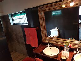 Suite Lanka