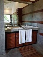Suite Lanka