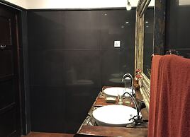 Suite Lanka