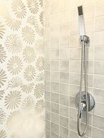 Xi'an The Queen's Box