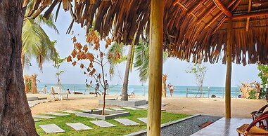 Royal Beach Arugambay