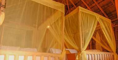 Royal Beach Arugambay