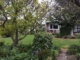 Alexandra Garden Court Motel