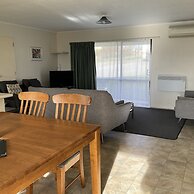 Alexandra Garden Court Motel