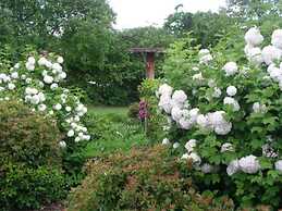 Alexandra Garden Court Motel