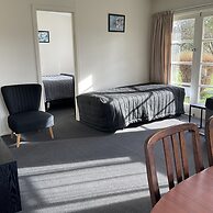 Alexandra Garden Court Motel