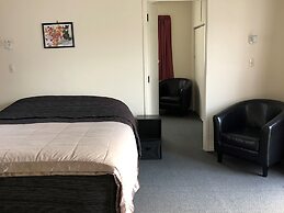 Alexandra Garden Court Motel