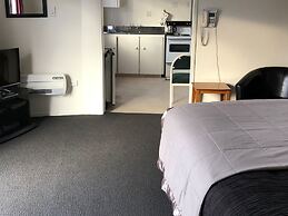 Alexandra Garden Court Motel