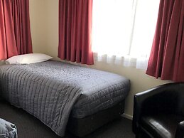 Alexandra Garden Court Motel