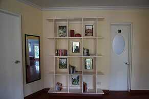 Charming Tagaytay Vacation Home