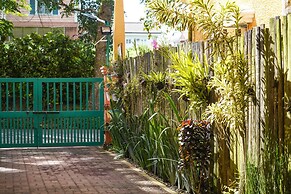 Charming Tagaytay Vacation Home