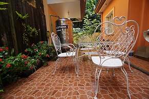 Charming Tagaytay Vacation Home