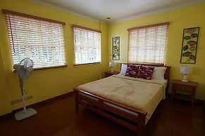 Charming Tagaytay Vacation Home