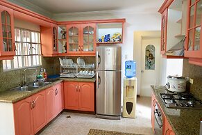 Charming Tagaytay Vacation Home