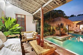 Seminyak Seagrass Villa