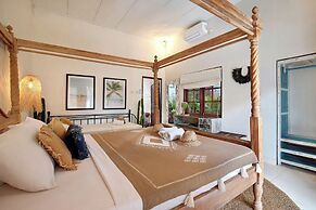 Seminyak Seagrass Villa