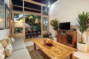 Seminyak Seagrass Villa