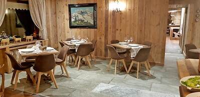Hotel La Rouja