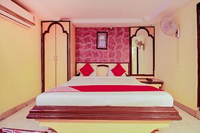 OYO Flagship 12273 Hotel Indraprastha