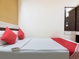 OYO 15270 Atithi Residency
